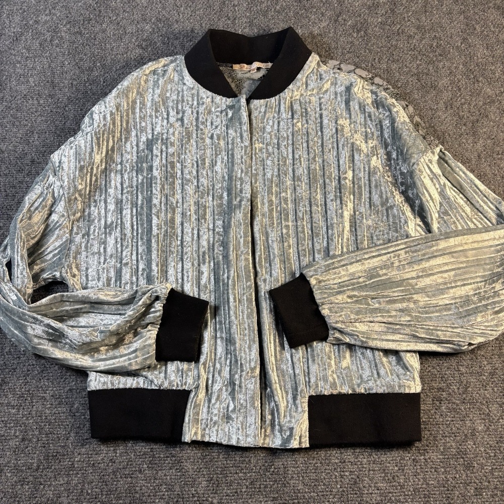 Lily White Bomber Jacket Womens L Silver Pleated Velvet Lace Back Snap Front